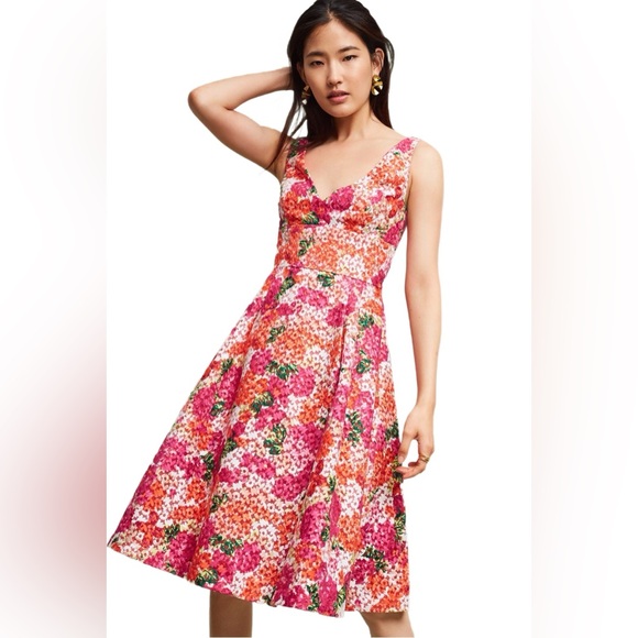 Monique Lhuillier Dresses & Skirts - Anthropologie Riona Embroidered Dress by ML Monique Lhuillier